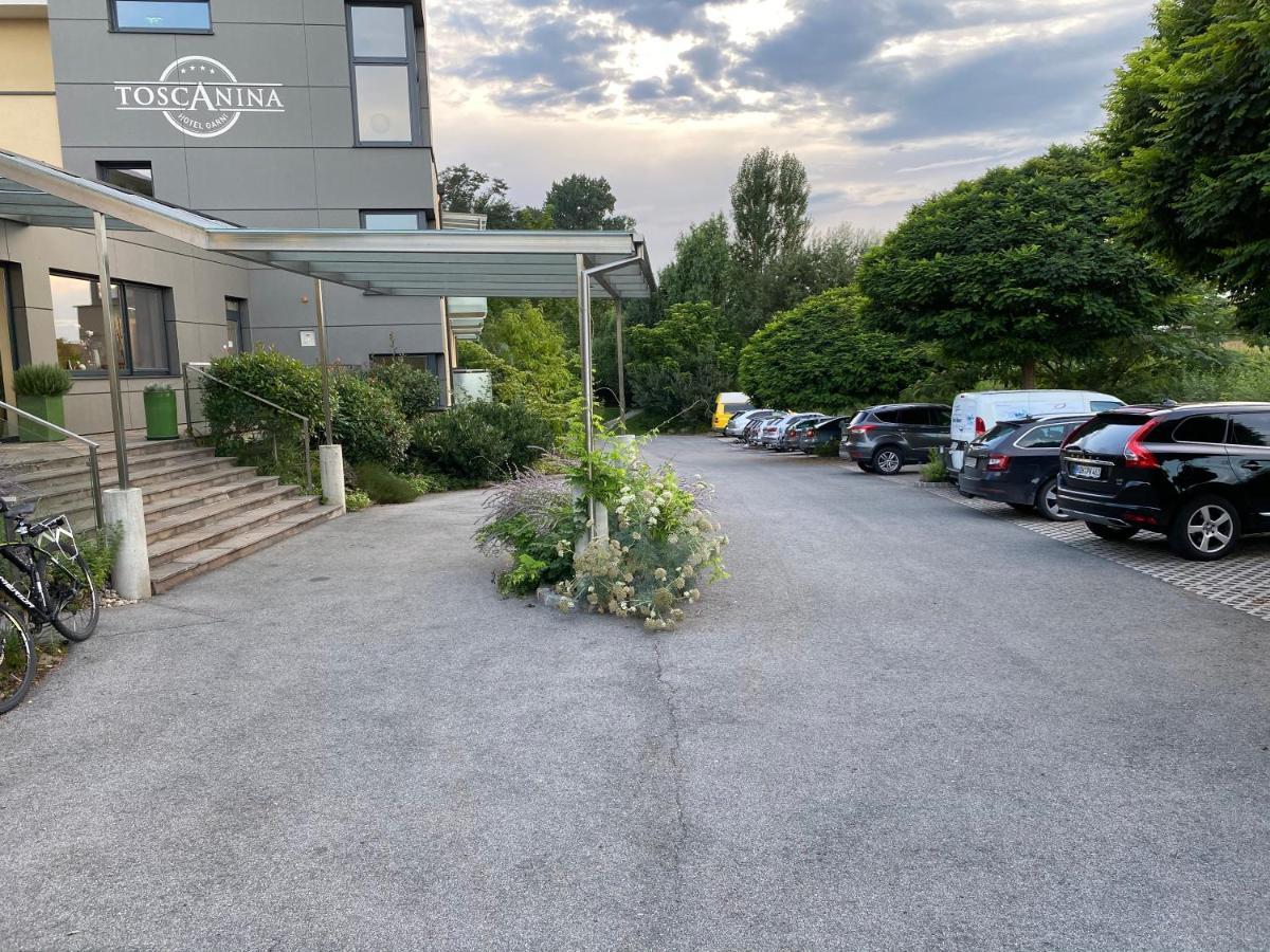 Hotel Garni Toscanina - Adults Only บัดราดเคอร์สบวร์ก ภายนอก รูปภาพ