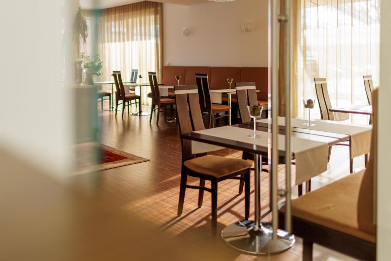 Hotel Garni Toscanina - Adults Only บัดราดเคอร์สบวร์ก ภายนอก รูปภาพ