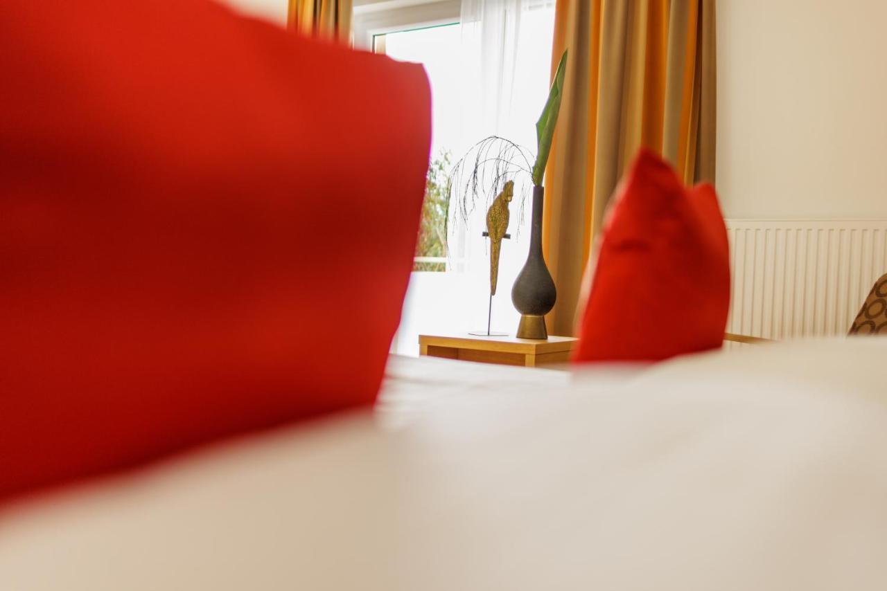 Hotel Garni Toscanina - Adults Only บัดราดเคอร์สบวร์ก ภายนอก รูปภาพ